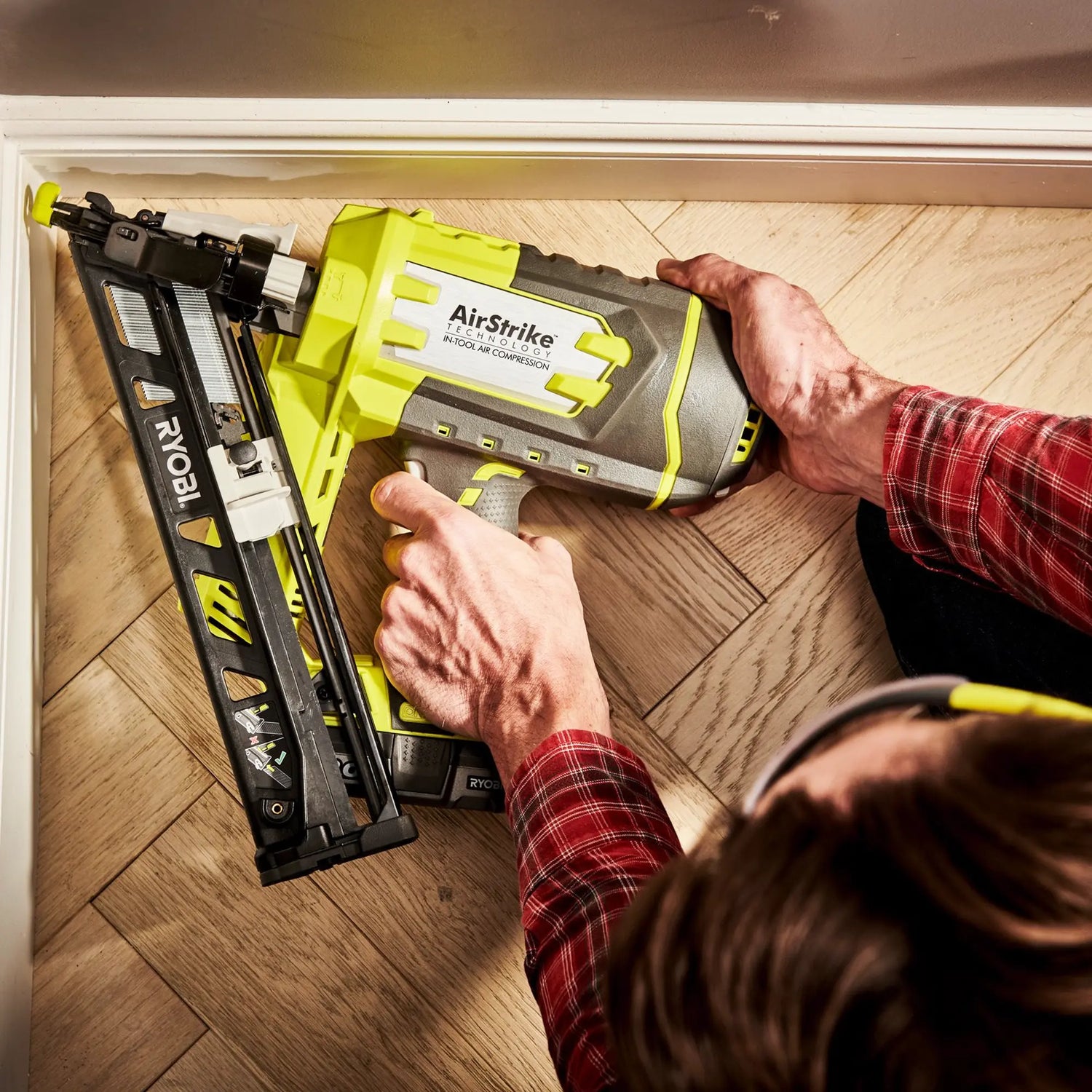 Groppinatrice Ryobi R15GN18-0 18V