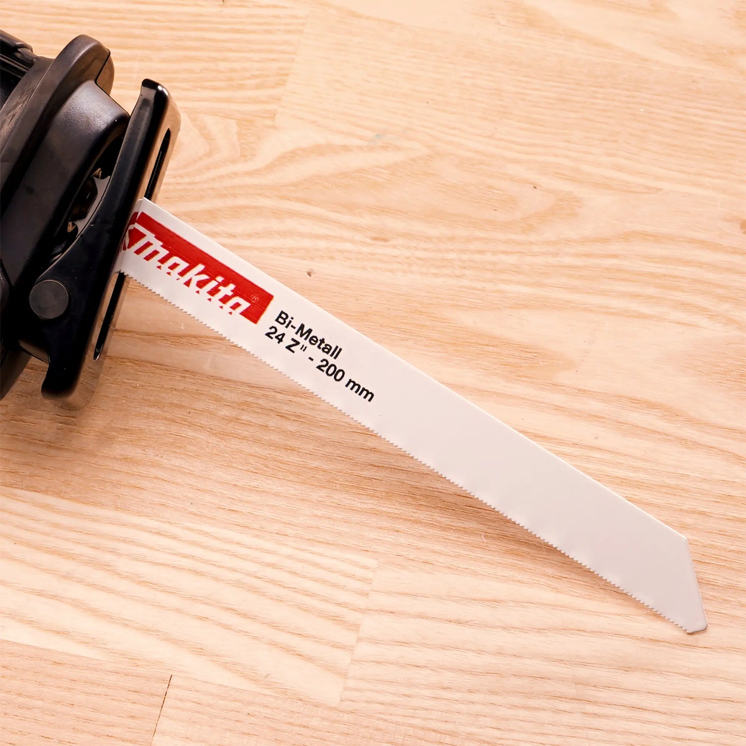 Lama BiM Makita P-04949