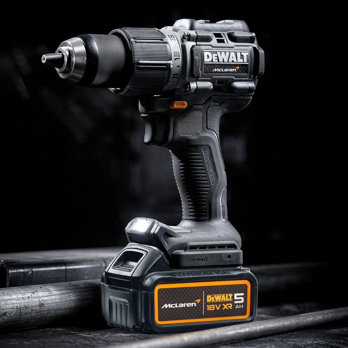 Kit Combo Dewalt McLaren DCK200MP2T-QW 18V 5Ah