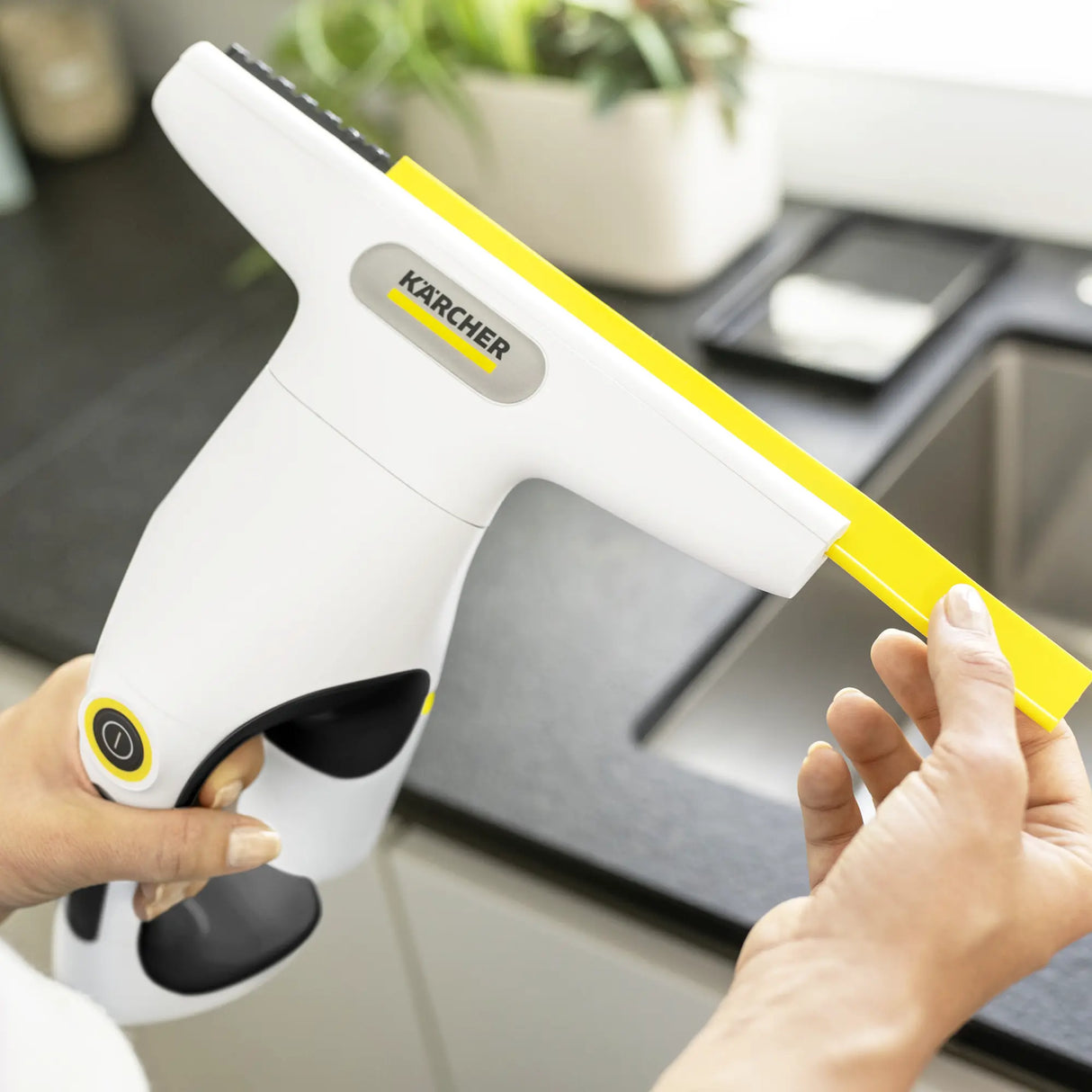 Lavavetri Karcher WV 1 Compact Care